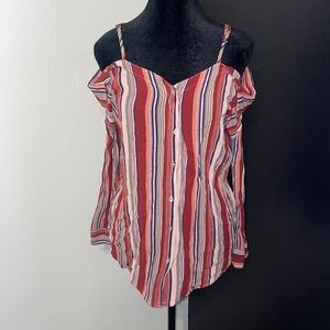 Off the shoulder blouse says large fits Medium